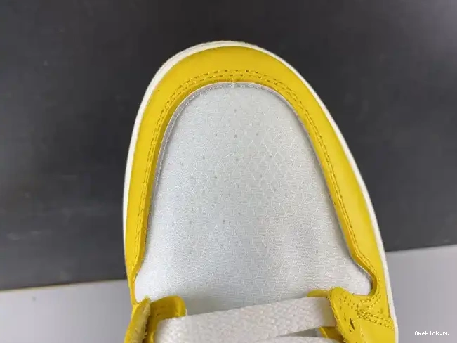 One Kick Air AQ0818-149 Powder Dark 1 Jordan Off-White NRG Yellow-Cone x White 0706